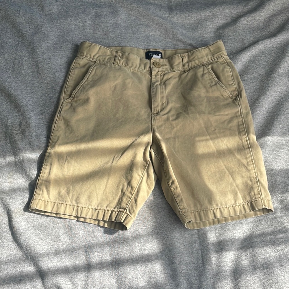 Khaki shorts